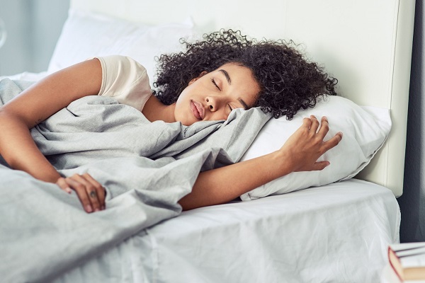 نحوه خوابیدن بعد از تزریق چربی به واژن چگونه است؟